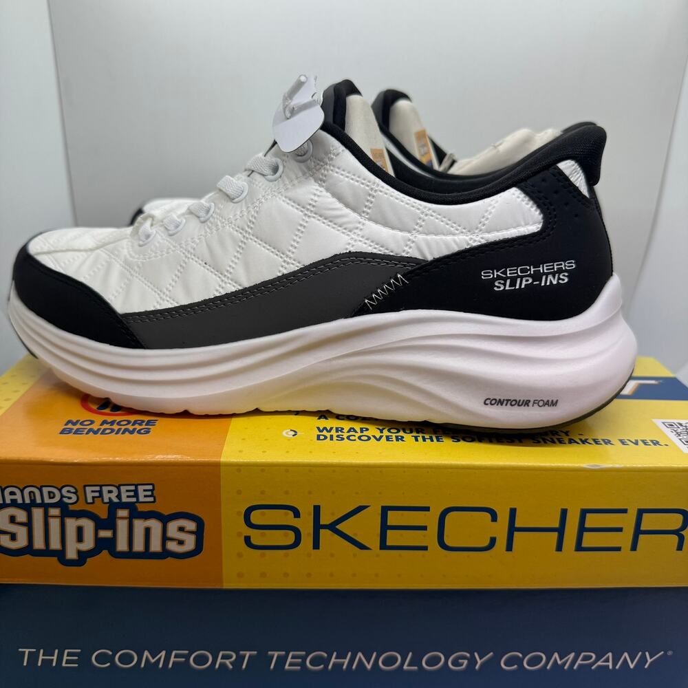 Skechers Hands Free Slip-Ins Running Sneakers Women SZ US 7.5 White Black 150404
